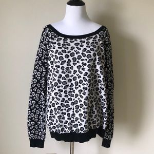 Animal print sweater 🦓